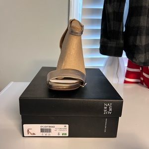 Naturalizer Joy Light Bronze Women's Heel Sandal 8W